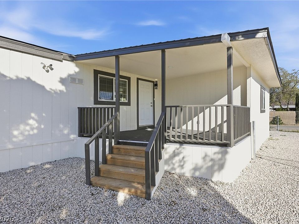 1st image of 211 W Duck Creek Rd