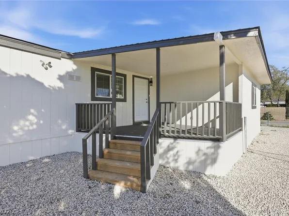 211 W Duck Creek Rd, Pahrump, NV 89048