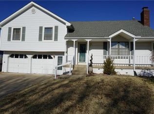 16608 E 27th Ter, Independence, MO 64055