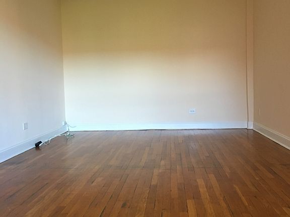 4th image of 14210 Roosevelt Ave APT 514