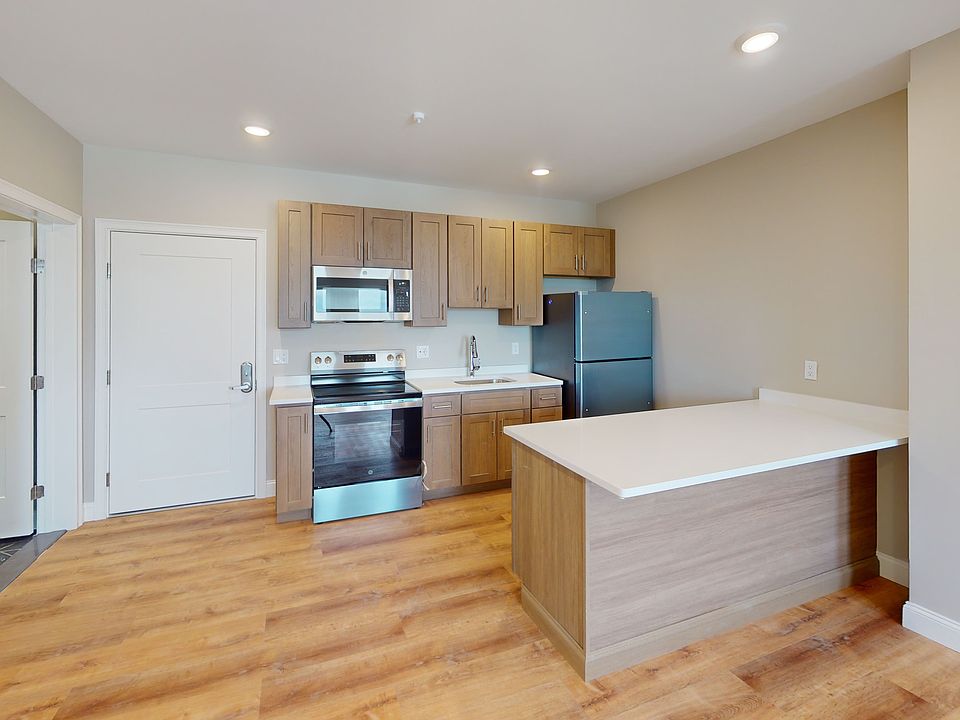 1st image of 100 Revere St #504