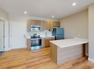 100 Revere, Revere, MA 02151