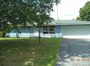 102 Dolores Ter S, North Syracuse, NY 13212