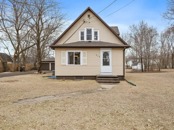 312 W River St, Monticello, MN 55362