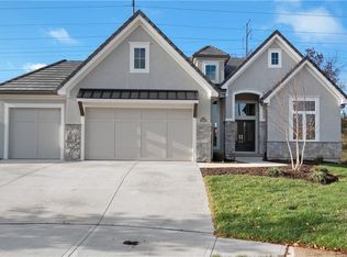 5908 NW 104th St, Kansas City, MO 64154