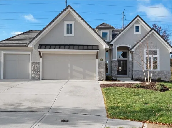 5908 NW 104th St, Kansas City, MO 64154