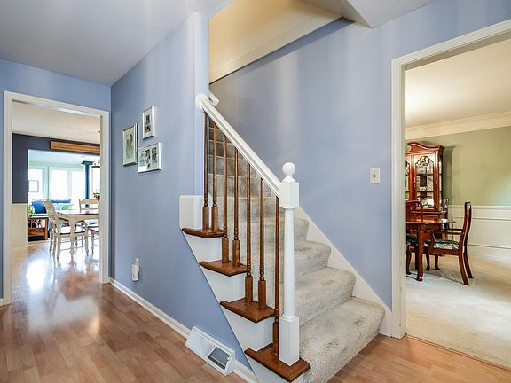 2nd image of 7689 Kirkwall Dr SE