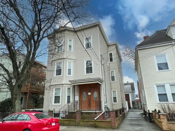 6 Eight Knapp St, Somerville, MA 02143