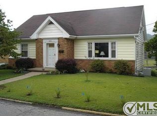660 Maple Ave, New Martinsville, WV 26155