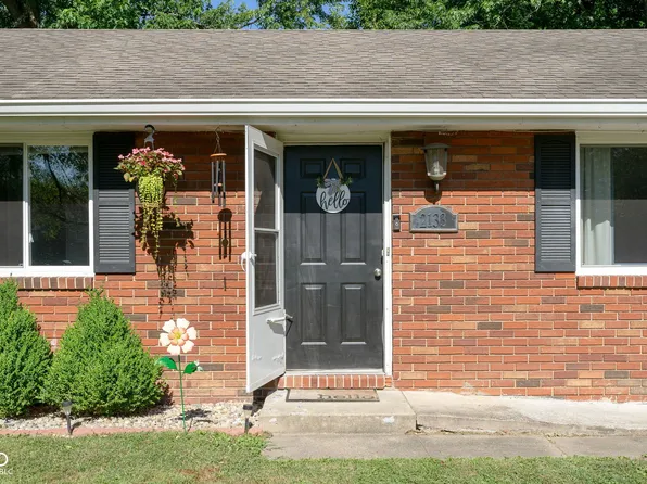 2133 Chandler Ln, Columbus, IN 47203