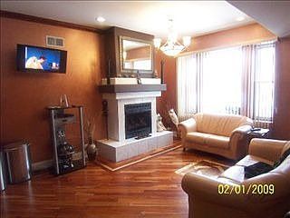 1st image of 4627 S Calumet Ave #1S