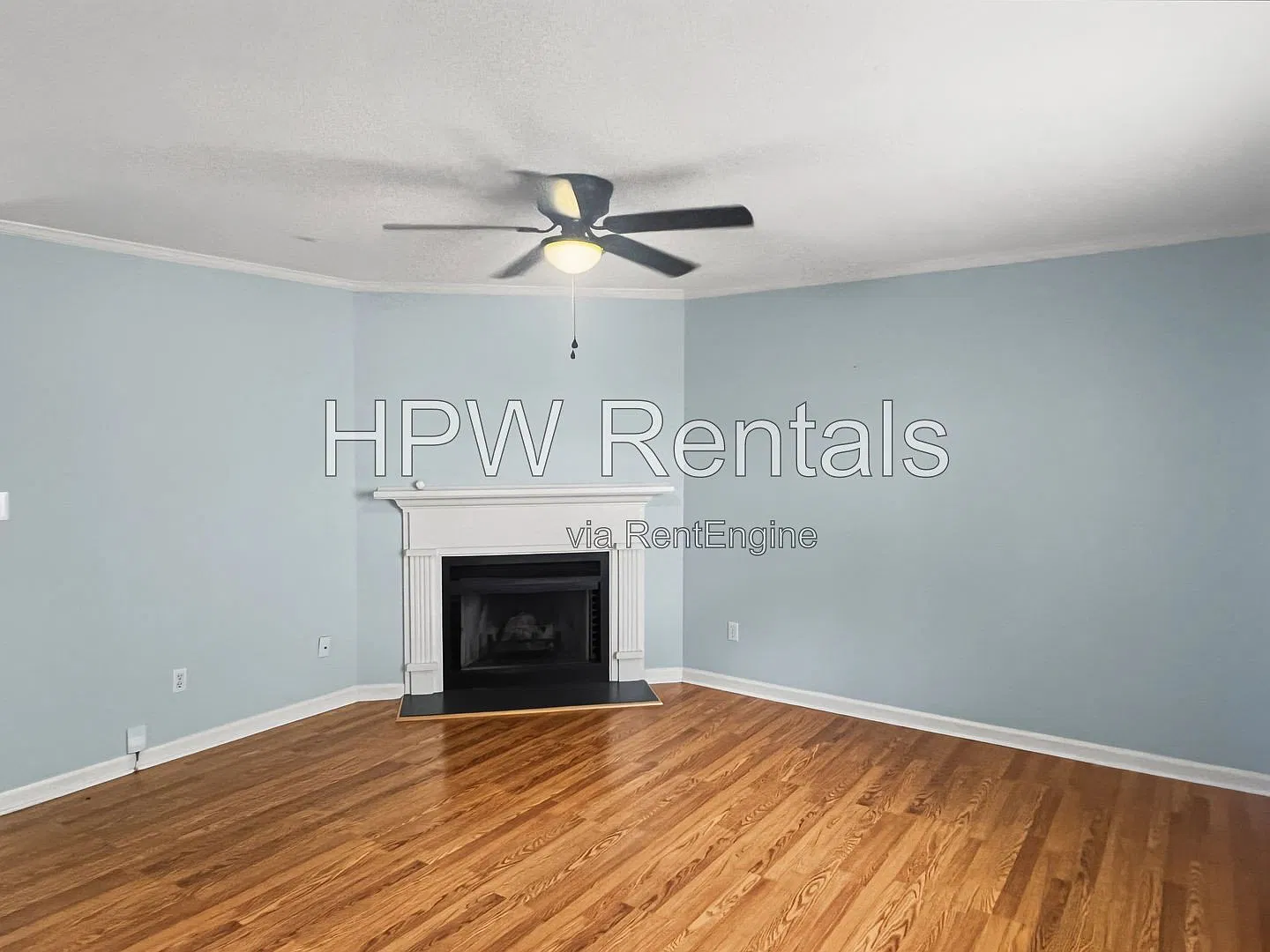 2 bed, 2.5 bath, 1165 sqft, $1,590 — Photo 2