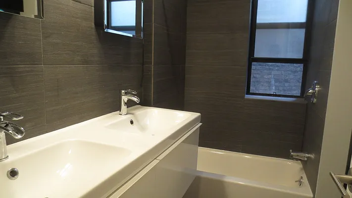 Rented by Bohemia Realty Group | media 25