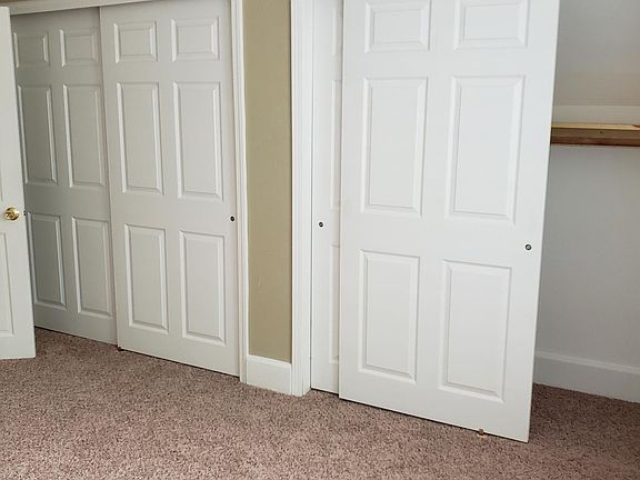 3rd image of 3132 S Griffin Ave