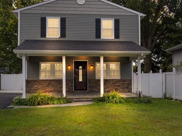 7345 Waldman Ave, Sparrows Point, MD 21219