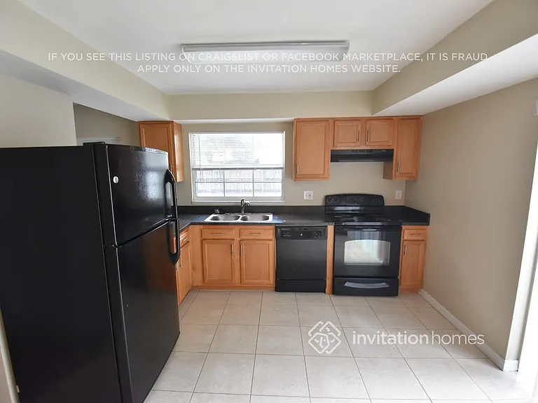 10536 Chadbourne Dr — Photo 4