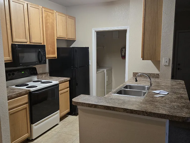 10213 Courtney Palms Blvd #103 — Photo 5
