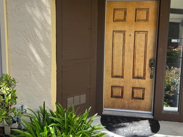 2515 Outrigger Dr, San Leandro, CA 94577