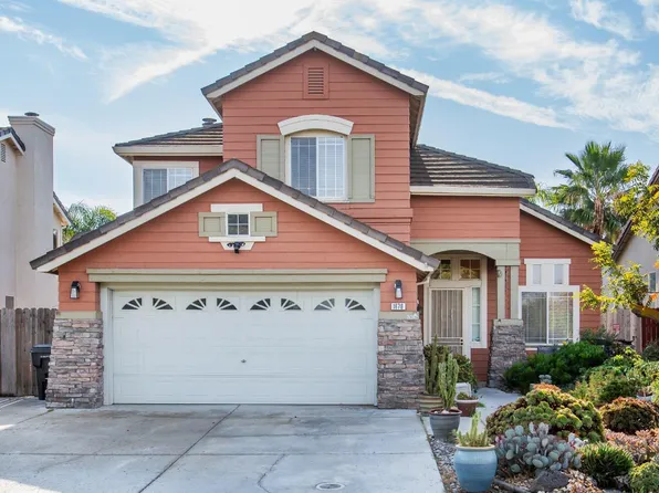 1676 Komenich Dr, Manteca, CA 95336