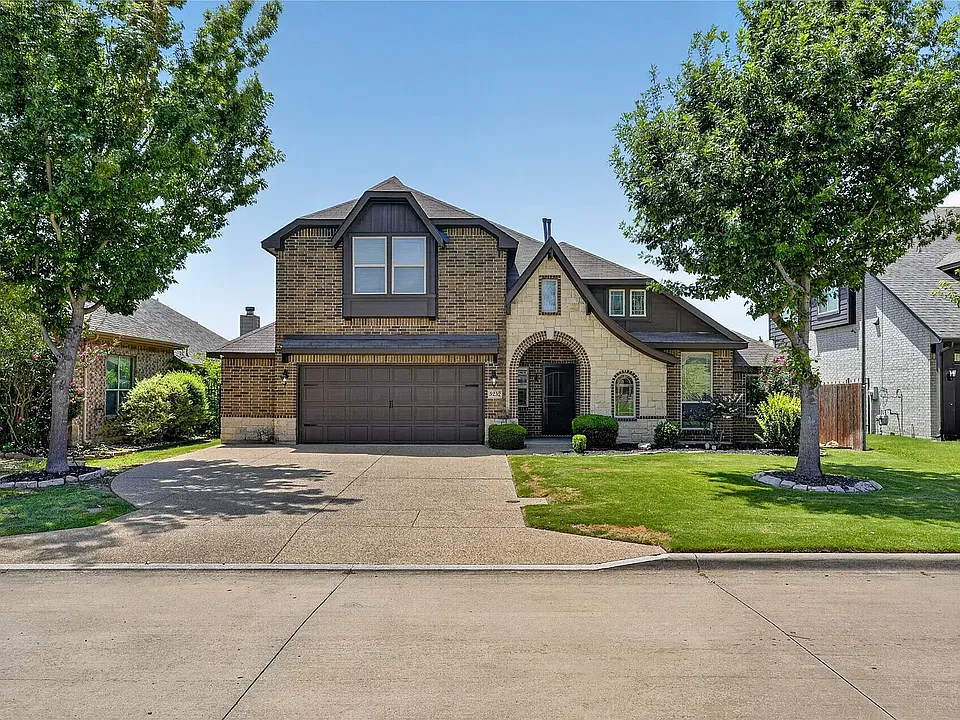 5252 Smokey Ridge Dr