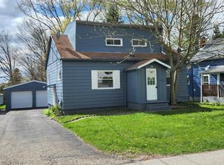 529 Clinton St, Ravenna, OH 44266