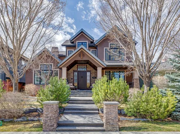 4315 E 17th St SW, Calgary, AB T2T 4P9