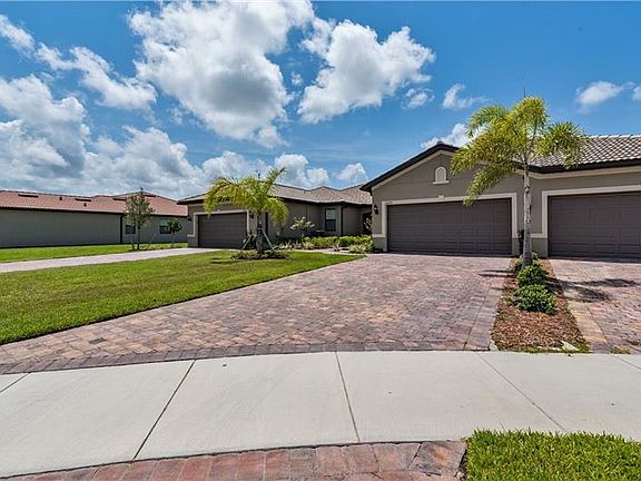 3rd image of 13905 Alafaya St
