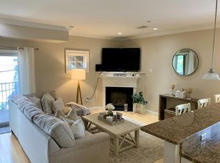 18-20 Knowlton St #5, South Boston, MA 02127