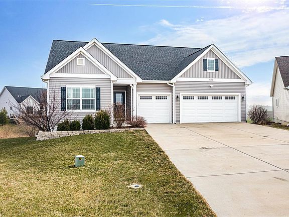 2nd image of 5602 Cedar Bend Dr
