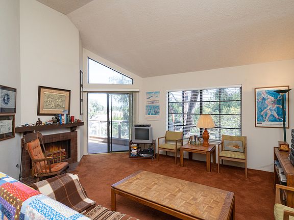 4th image of 605 Island View Cir