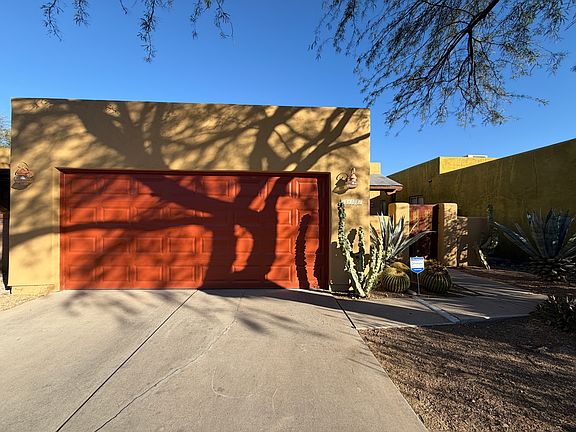 2nd image of 1401 E English Ivy Ct