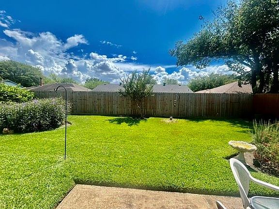 5th image of 13611 Oak Ledge Dr