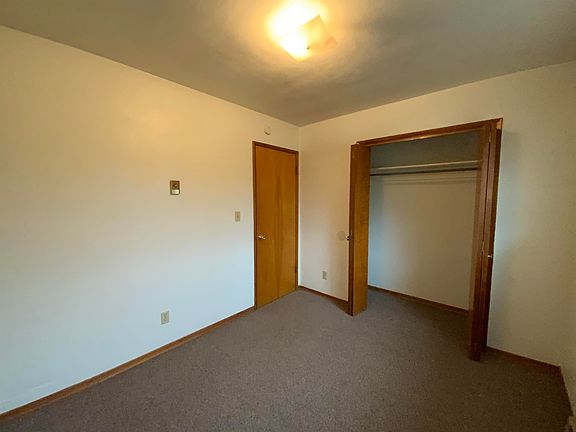 5th image of 1117 10th Ave