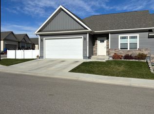 2172 Skyview West Dr, Sheridan, WY 82801