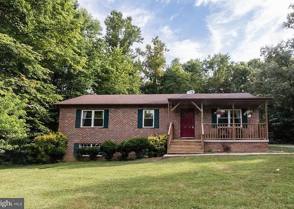 1st image of 37022 W Spicer Dr