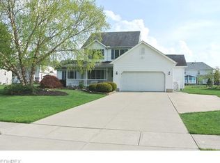 5260 Malone Ave, Sheffield Village, OH 44054