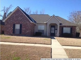 6253 Summerlin Dr, Zachary, LA 70791