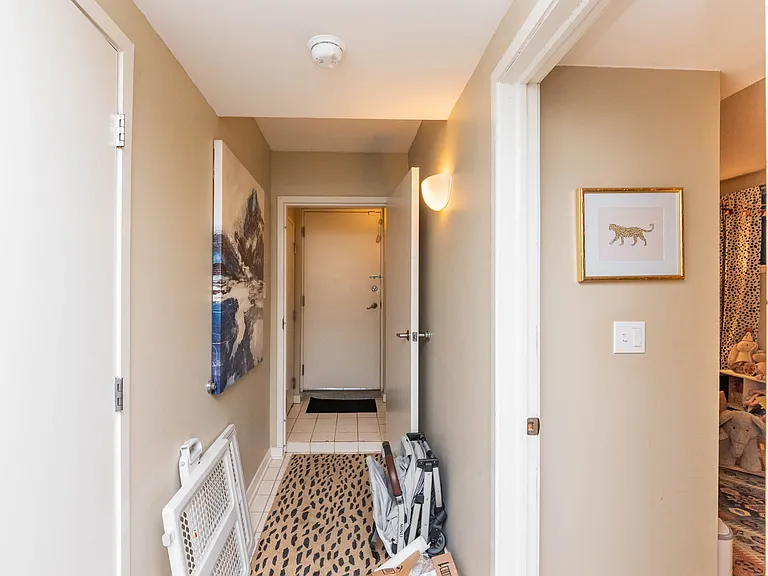 23 N Racine Ave #406 — Photo 18