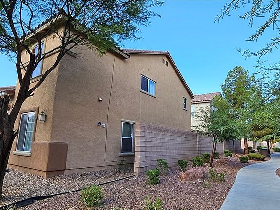 3rd image of 8353 Transvaal Blue St