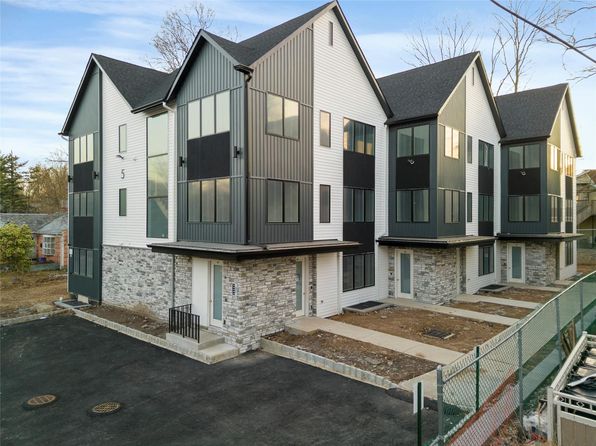 5 Francis Place #214, Monsey, NY 10952