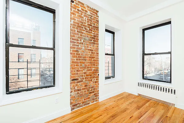 Rented by Nooklyn NYC LLC | media 22