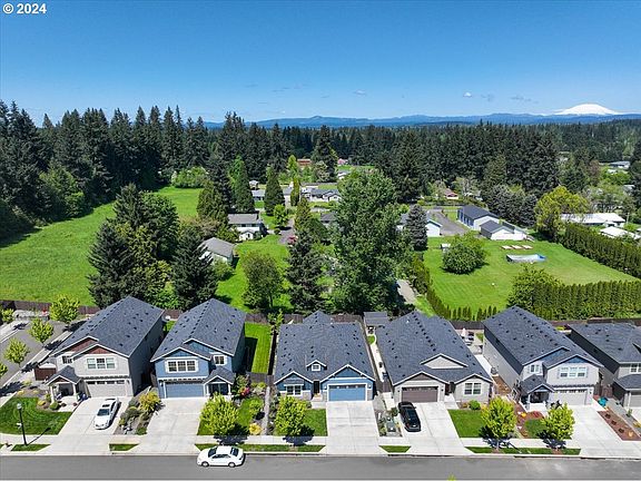 2nd image of 6408 NE 134th St