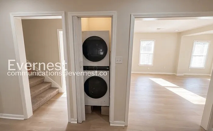 2044 Saulsbury Pl — Photo 9