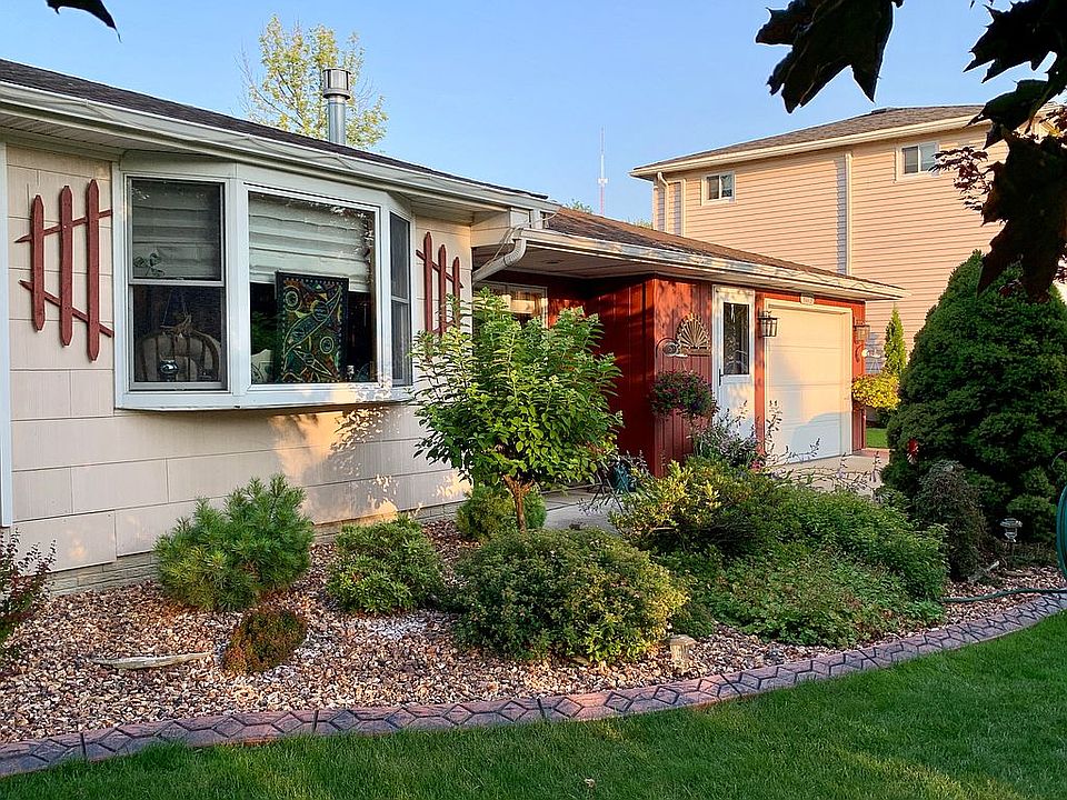 1st image of 4073 Willowdale Ave