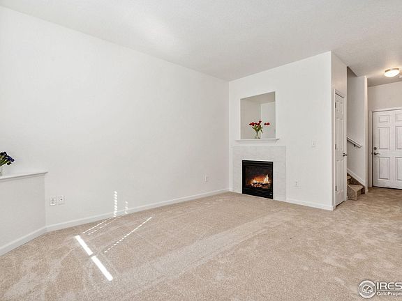 5th image of 2863 Kansas Dr #B