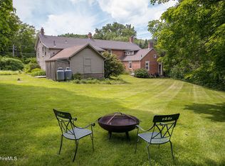 3 Lake Buel Rd, Great Barrington, MA 01230