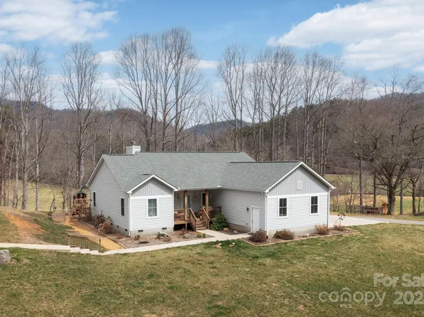 155 Parker Rd, Asheville, NC 28805