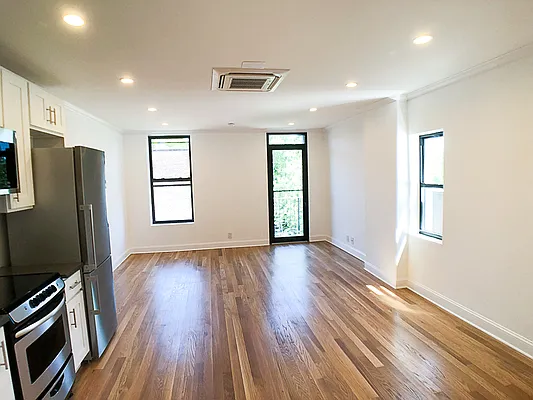 Rented by Francine Realty | media 11
