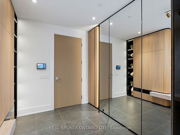 4th image of 399 Royal Orchard Blvd #418