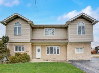 8700 Newland Ave, Oak Lawn, IL